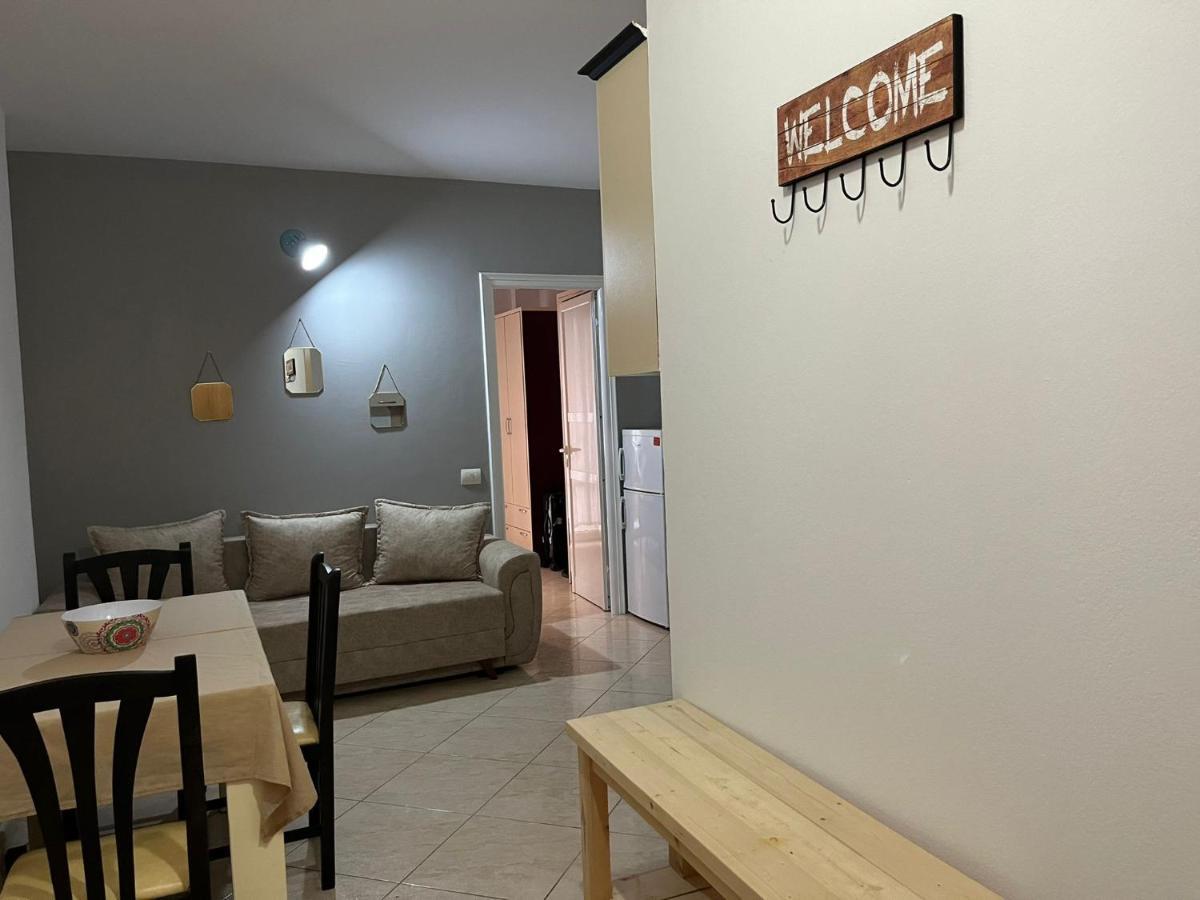 Ferienwohnung Lungomare Vlore Con Garage Privato 2 Exterior foto